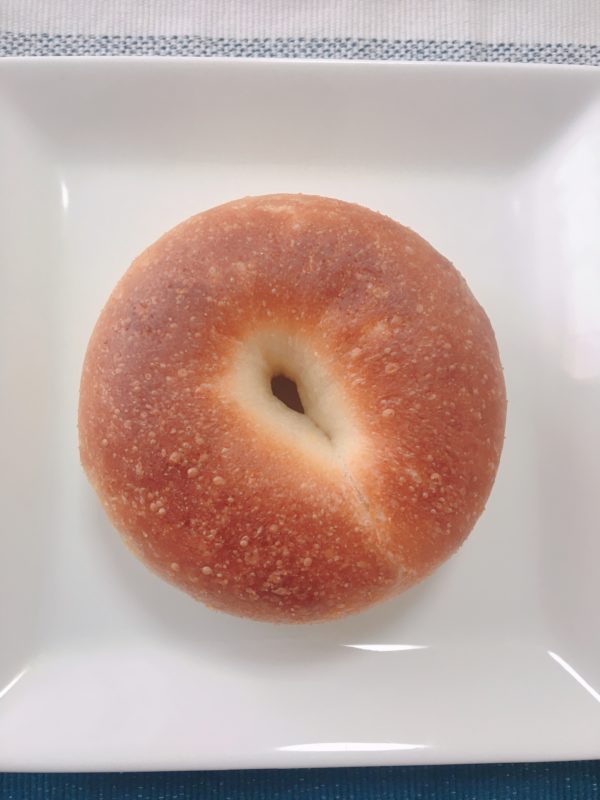 食べ応えのあるパン好きなら大阪の専門店ハッピーキャンパーベーグル３